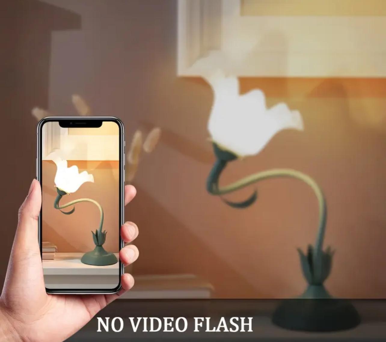 Retro Flower Designed Bedside, Desk & Table Lamp